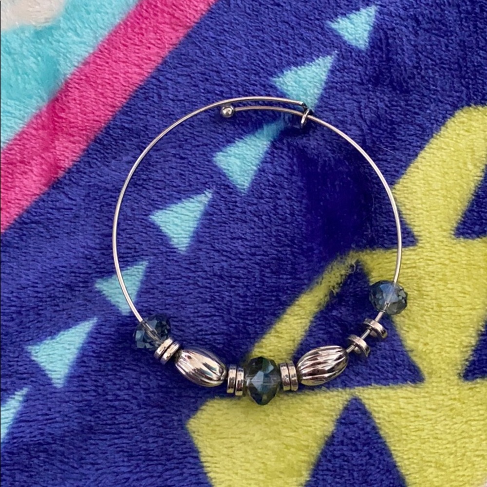 3 bracelets - Picture 4 of 4